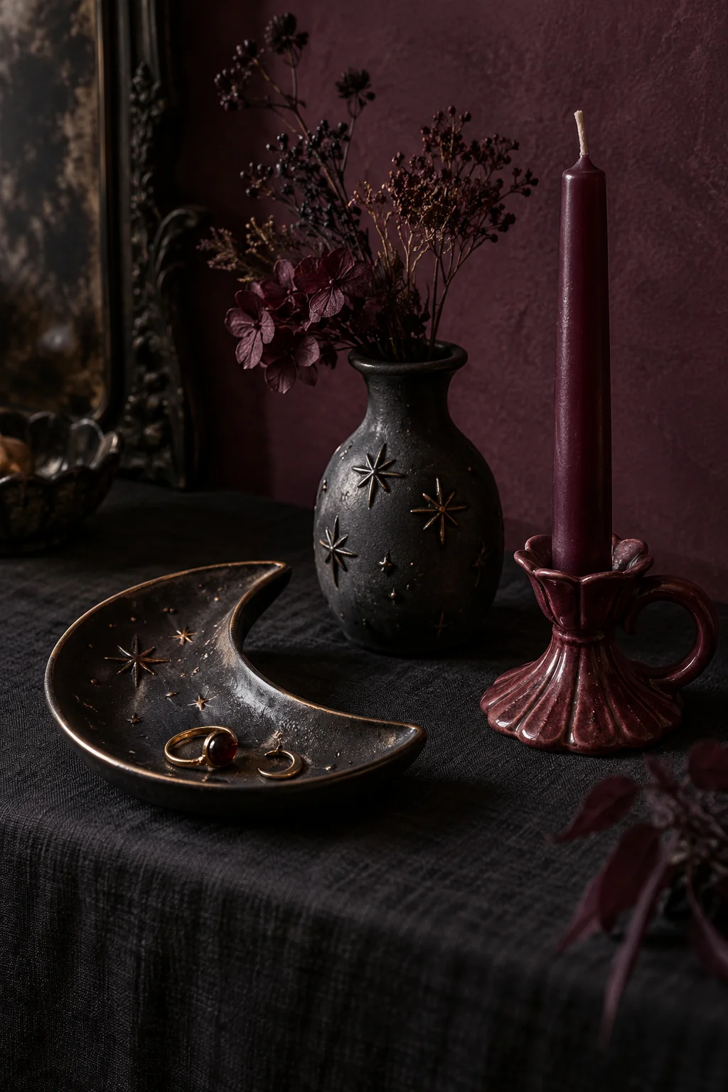 12 Gothic Pottery Ideas for a Quiet, Dramatic Shelf